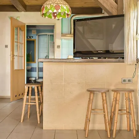 2 Bedroom Lovely In *